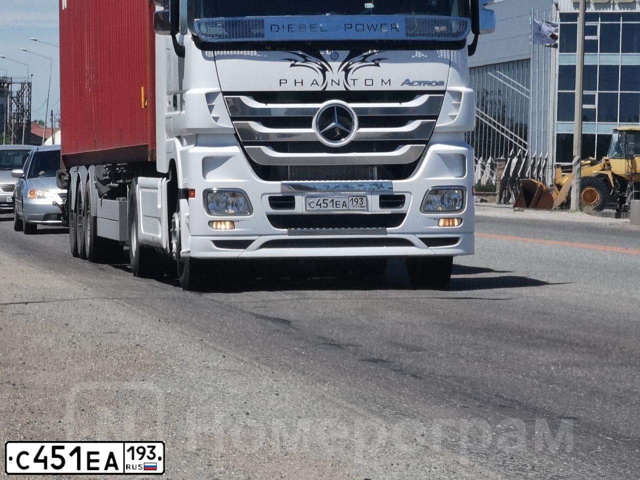 Фото автомобиля MERCEDES ACTROS, 2017 — госномер С451ЕА193. Цвет: Белый