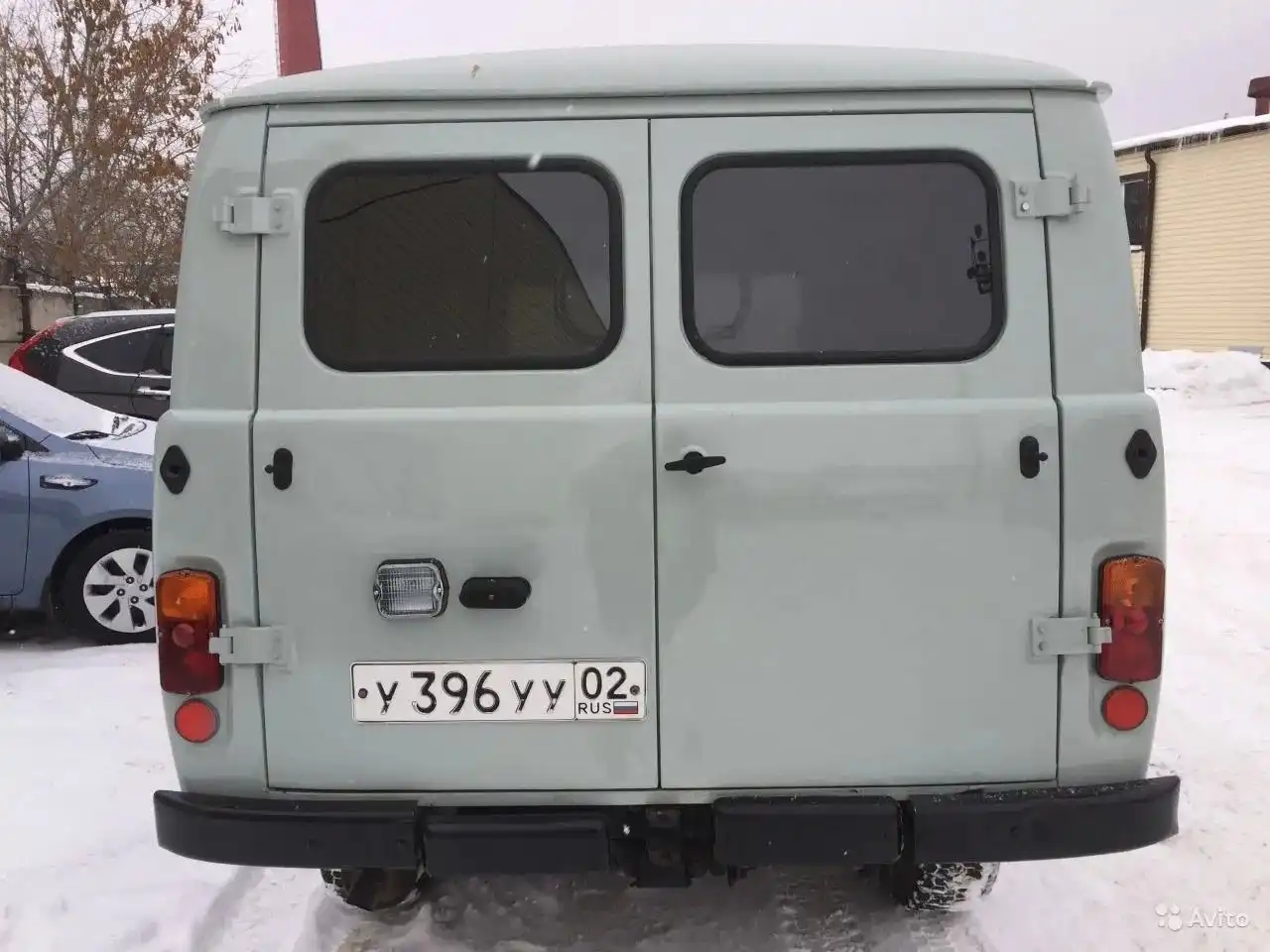 Фото автомобиля UAZ 3741, 2009 — госномер У396УУ02. Цвет: БЕЛАЯ НОЧЬ
