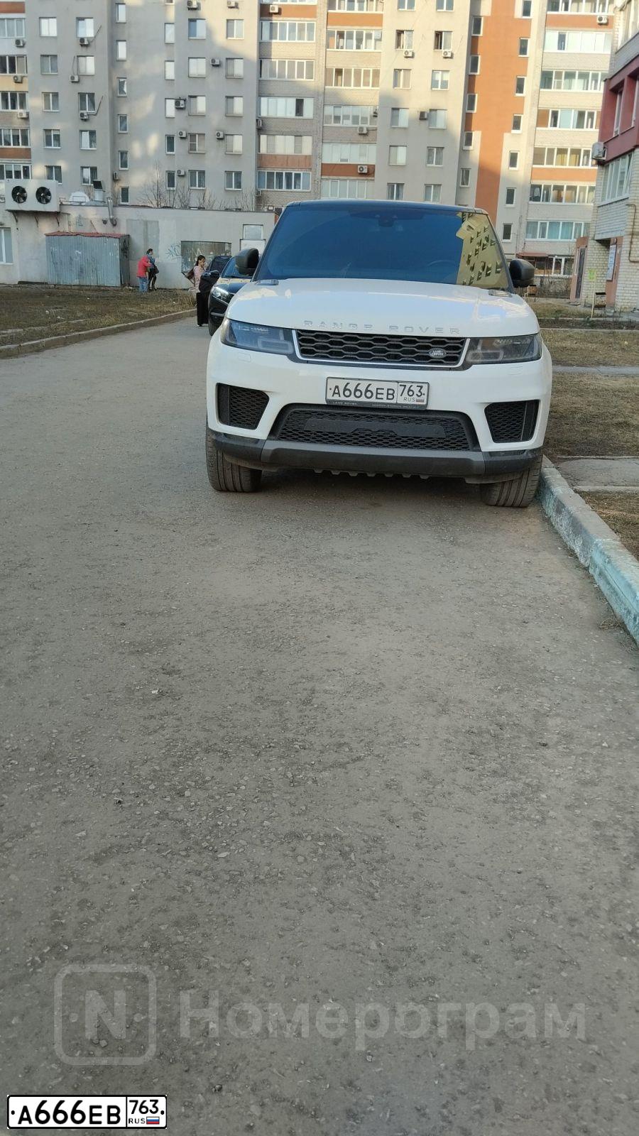 Фото автомобиля LANDROVER RANGE ROVER SPORT, 2019 — госномер А666ЕВ763. Цвет: Белый