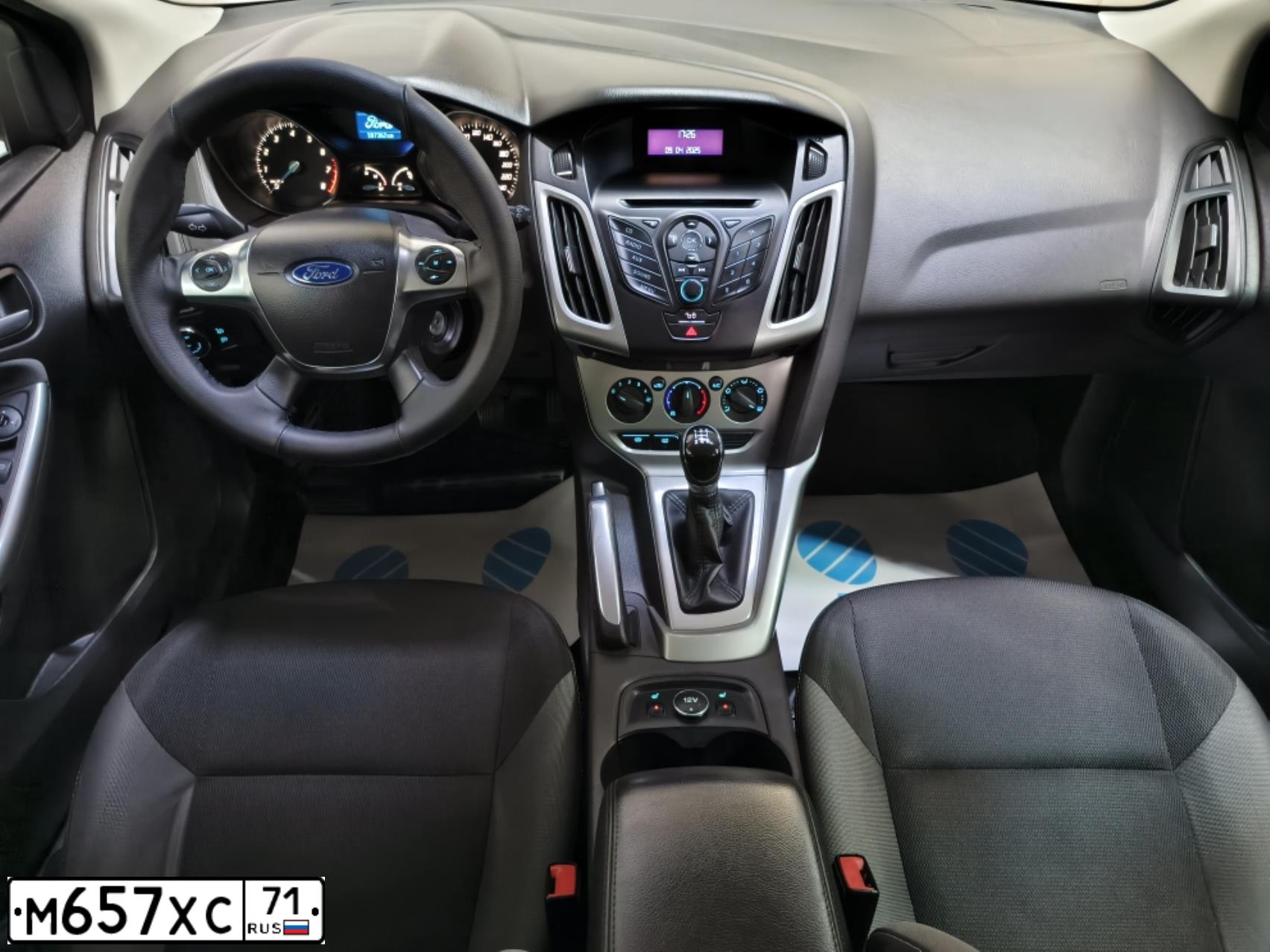 Фото автомобиля FORD FOCUS, 2012 — госномер Н646ТВ46. Цвет: СЕРО-КОРИЧНЕВЫЙ