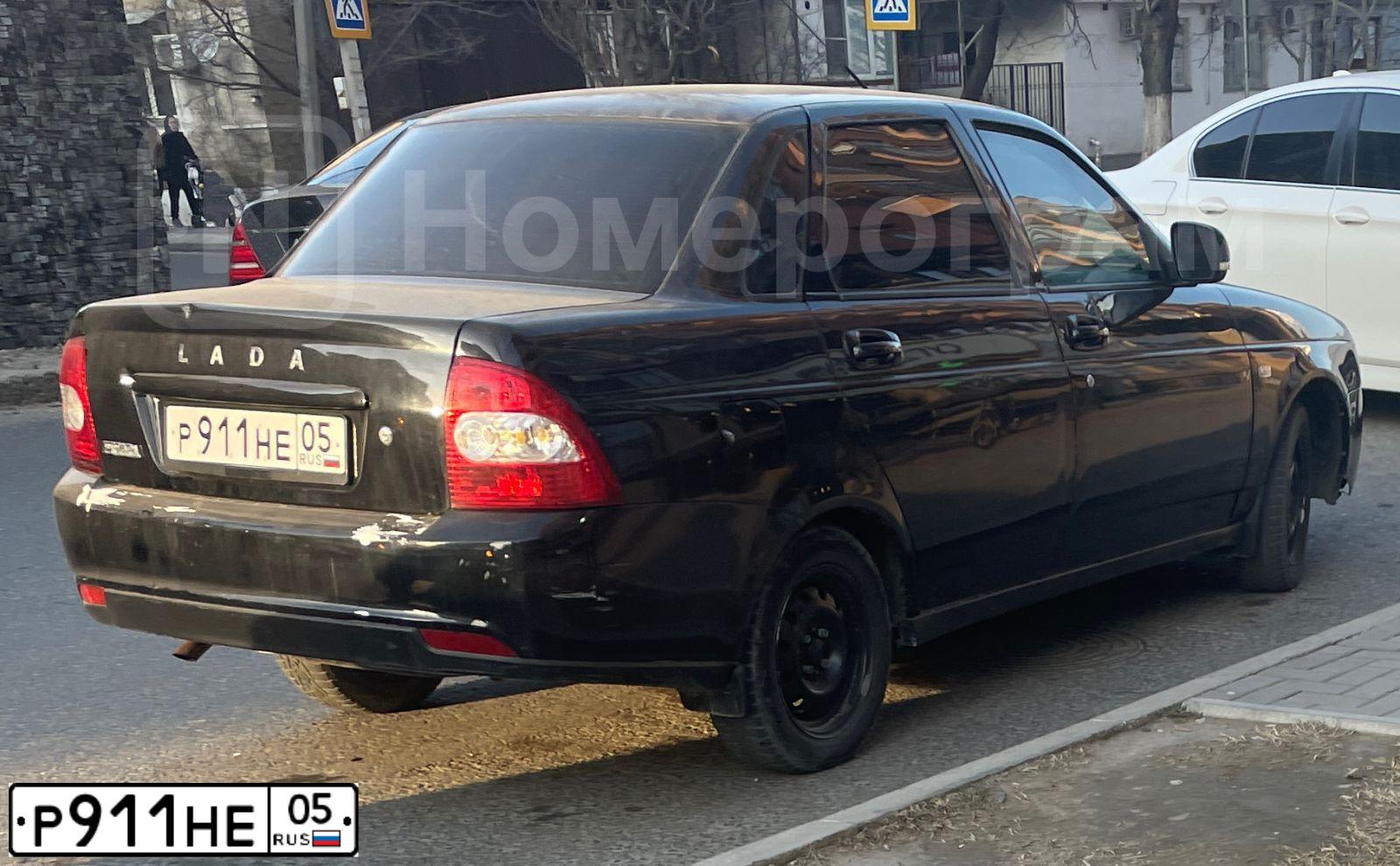 Фото автомобиля LADA 2170 PRIORA, 2008 — госномер Р911НЕ05. Цвет: Сине-Черный