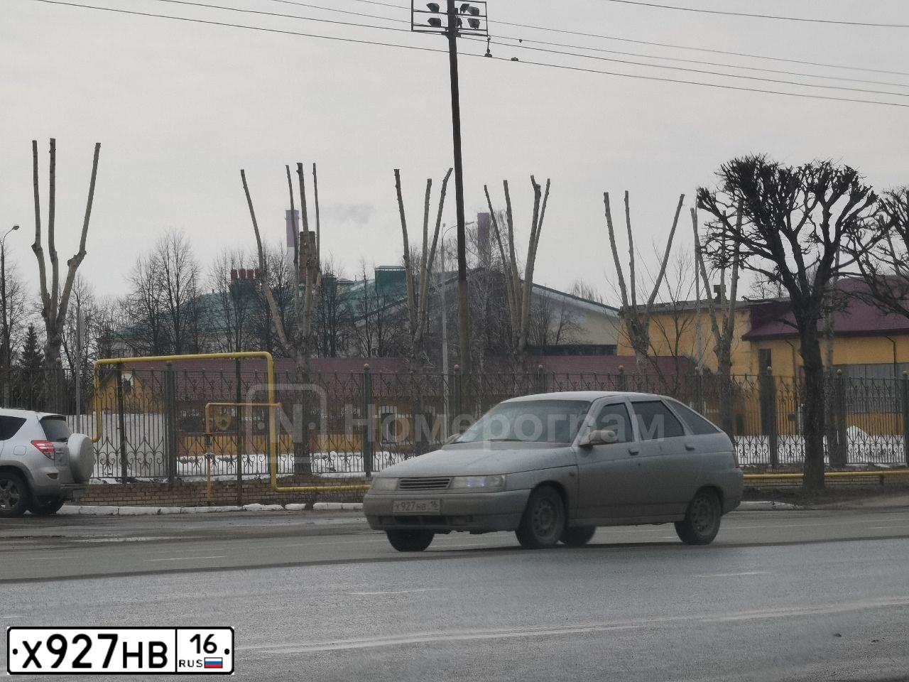 Фото автомобиля LADA 2112 LADA, 2006 — госномер Р261ЕМ716. Цвет: СВЕТЛО-СЕРЕБРИСТЫЙ МЕТАЛЛ