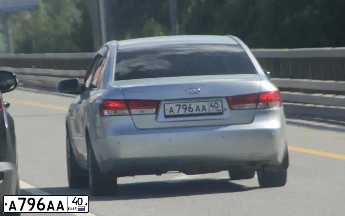 Фото автомобиля HYUNDAI SONATA, 2007 — госномер А796АА40. Цвет: СЕРЕБРИСТЫЙ