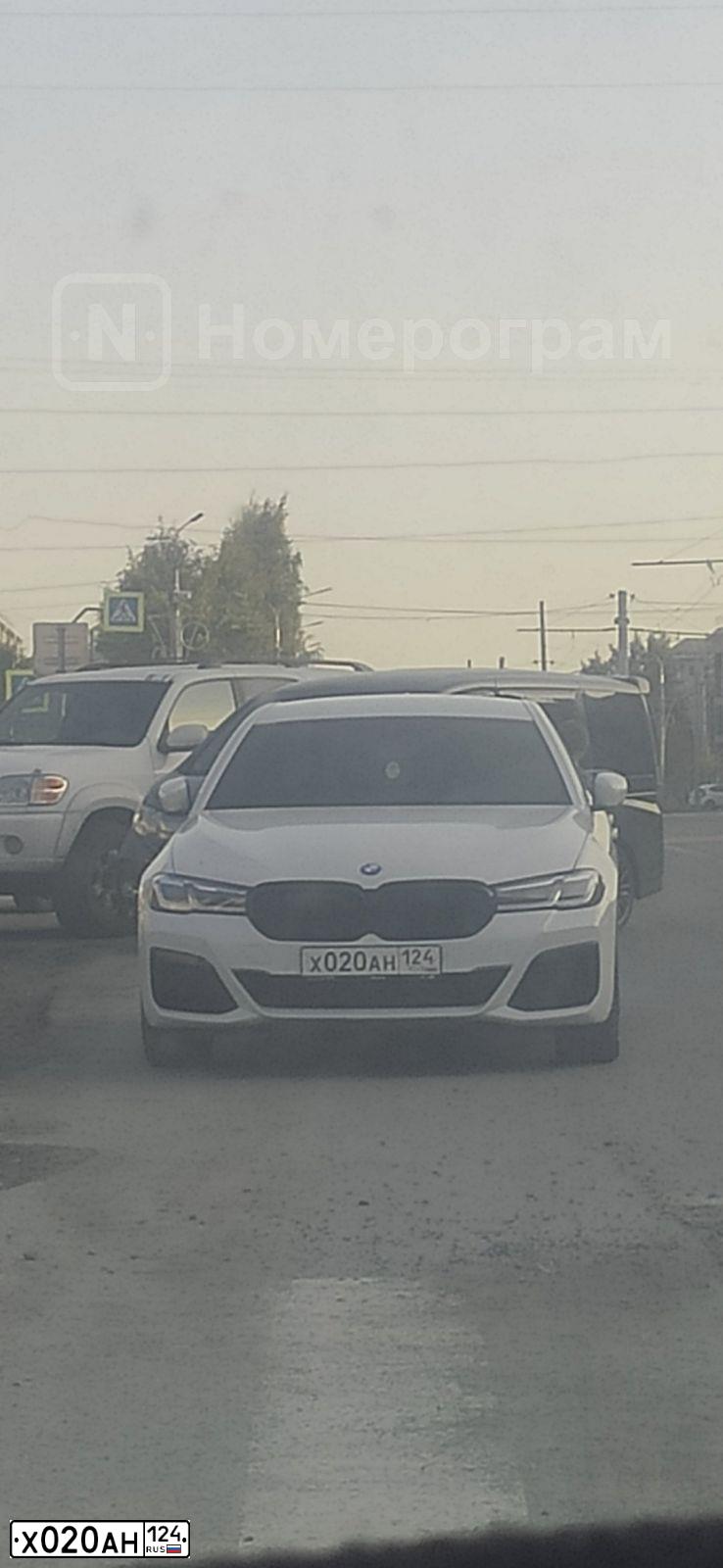Фото автомобиля LADA 2107, 2005 — госномер Н161СМ124. Цвет: ЯРКО БЕЛЫЙ