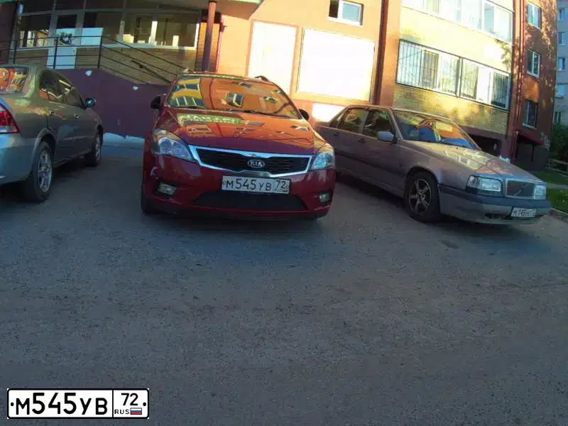 Фото автомобиля KIA CEE'D, 2010 — госномер М545УВ72. Цвет: КРАСНЫЙ