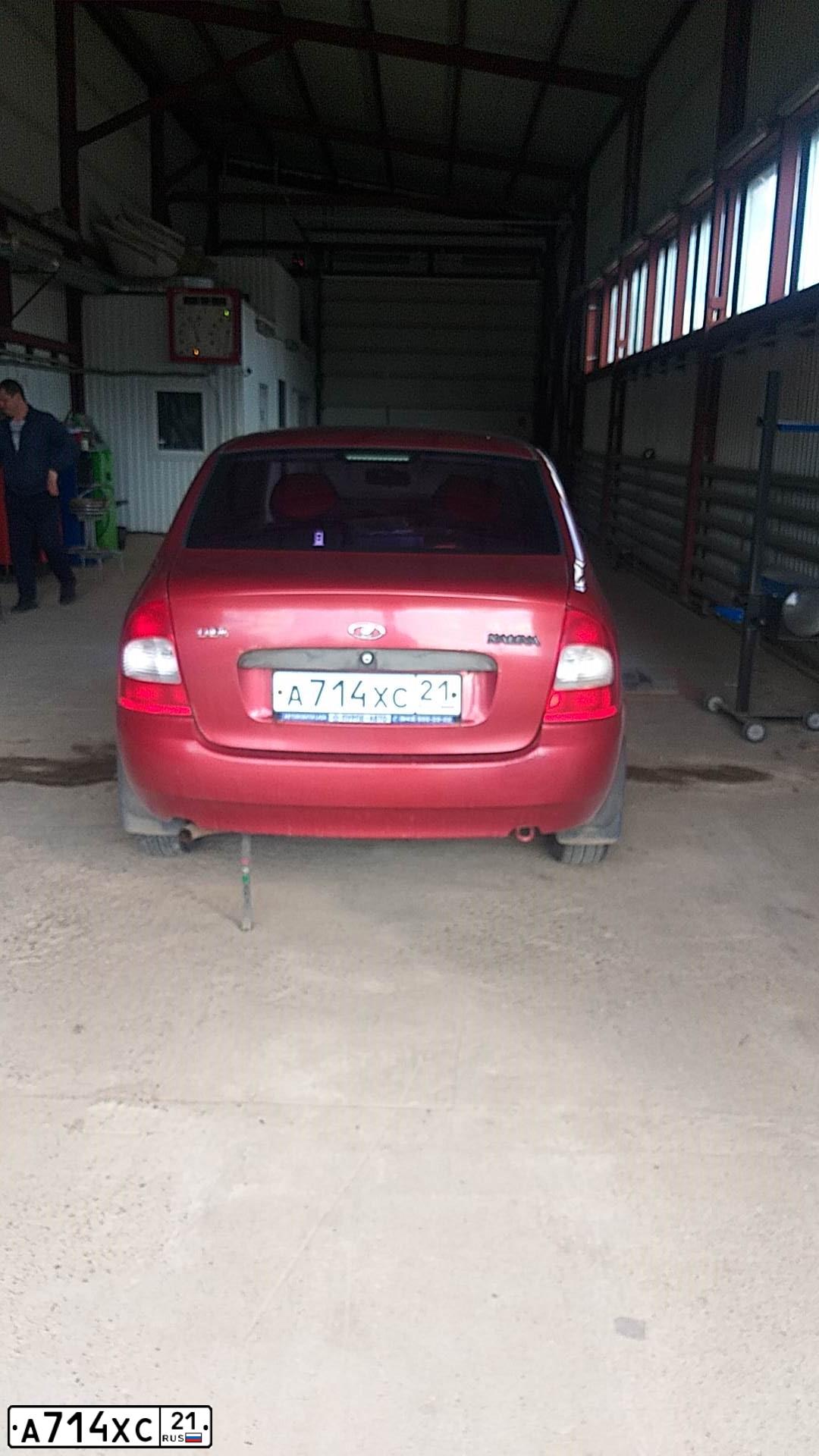 Фото автомобиля LADA 1118 KALINA, 2006 — госномер А714ХС21. Цвет: КРАСНЫЙ
