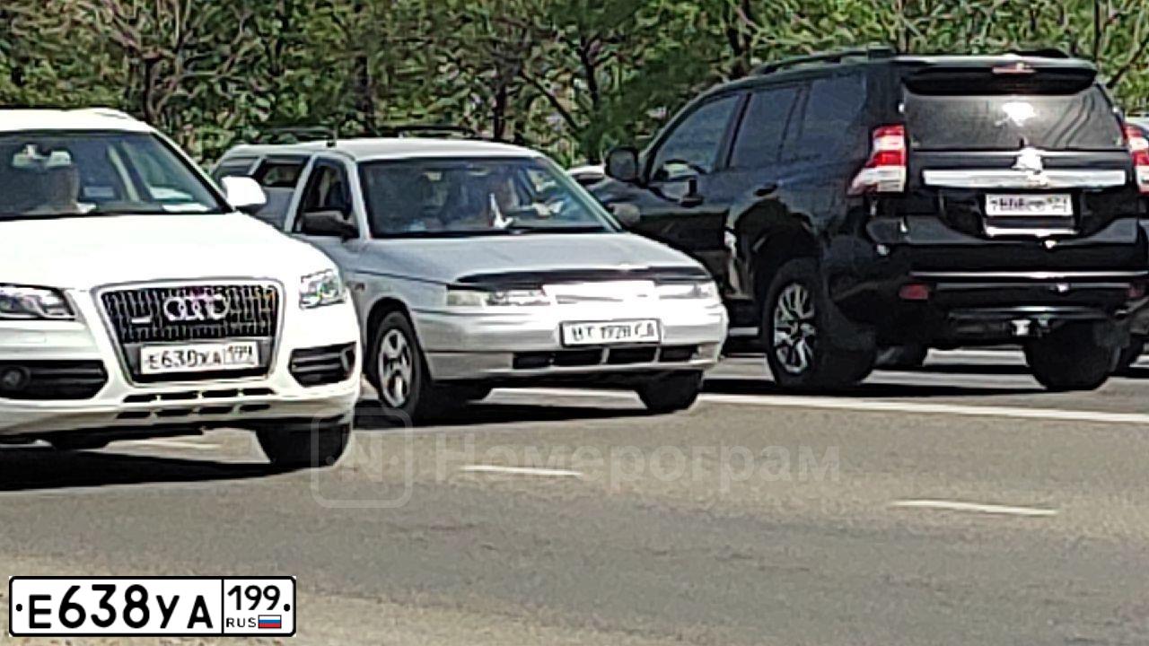 Фото автомобиля AUDI S8, 1998 — госномер О562КТ198. Цвет: ЧЕРНЫЙ