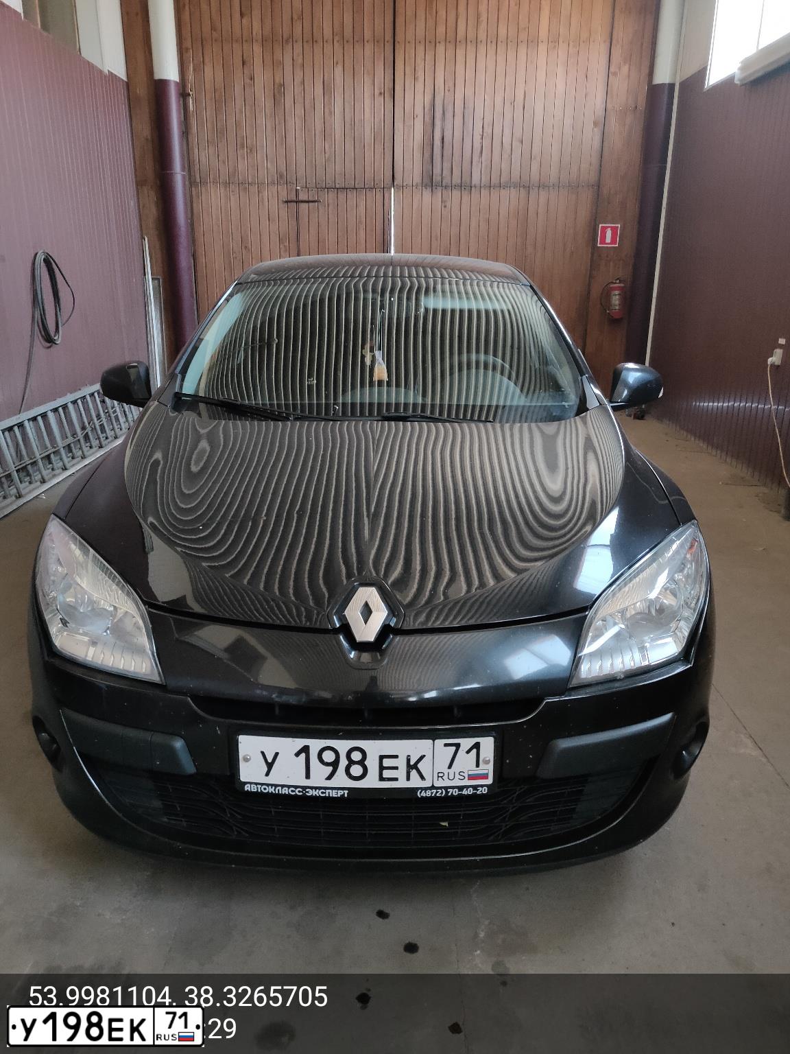 Фото автомобиля RENAULT MEGANE II, 2011 — госномер Х585ВА71. Цвет: ЧЕРНЫЙ