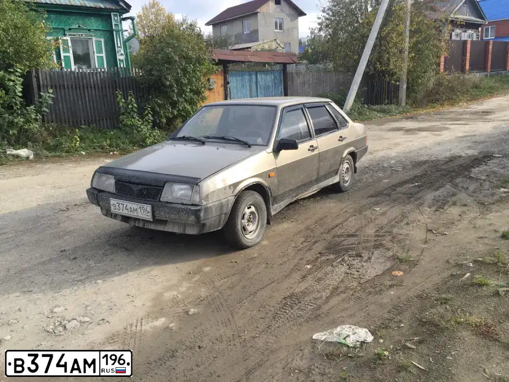 Фото автомобиля LADA 2109 SAMARA, 2000 — госномер В374АМ196. Цвет: СЕРО-ЗЕЛЕНЫЙ