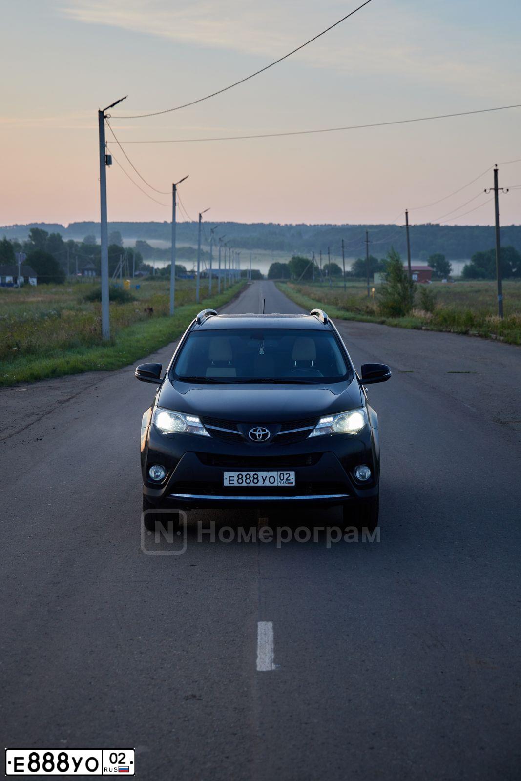 Фото автомобиля VAZ ВАЗ 2110, 1997 — госномер Е888УО02. Цвет: ЗЕЛЕНЫЙ САД