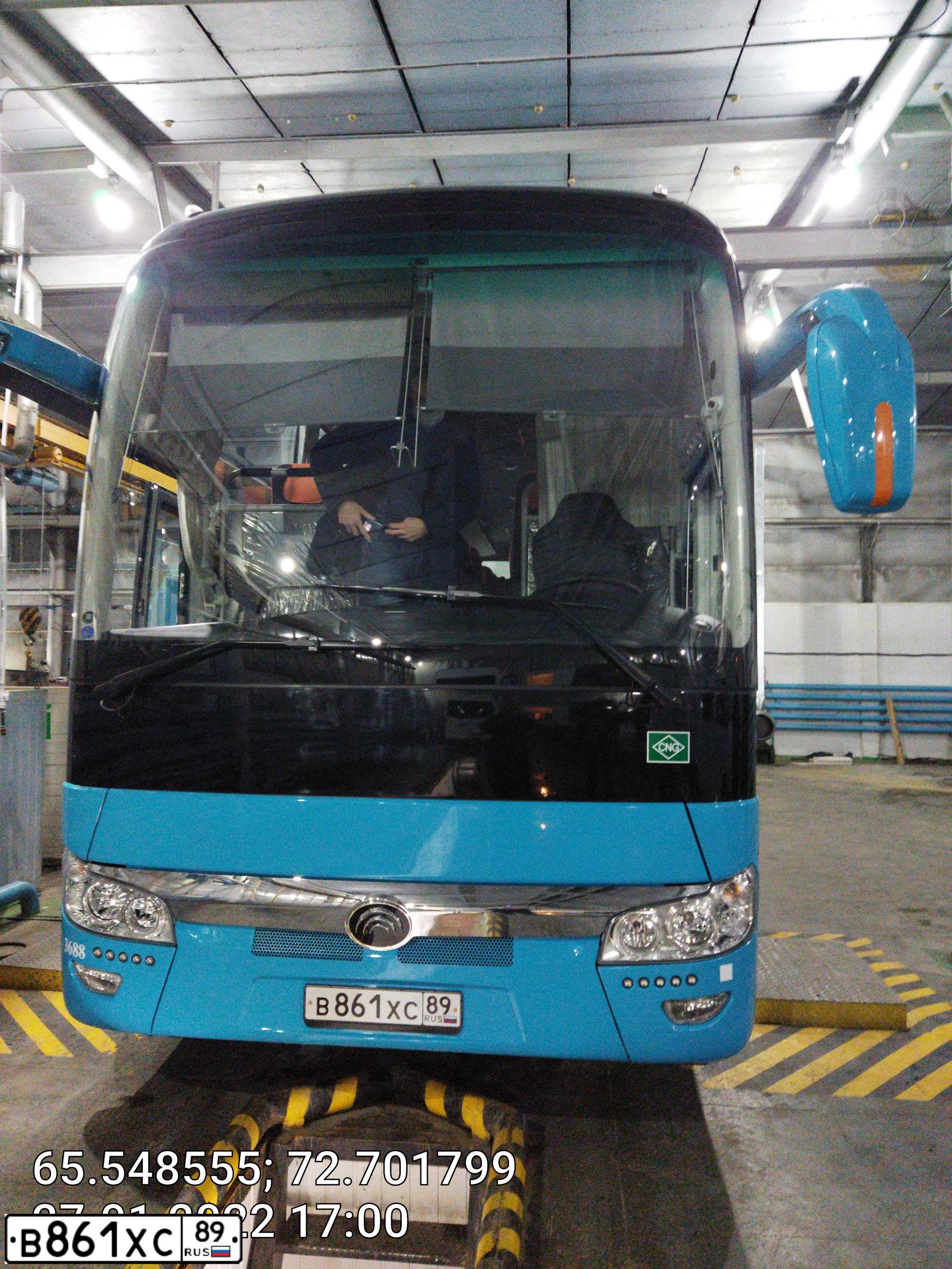 Фото автомобиля YUTONG ZK6122H9, 2021 — госномер В861ХС89