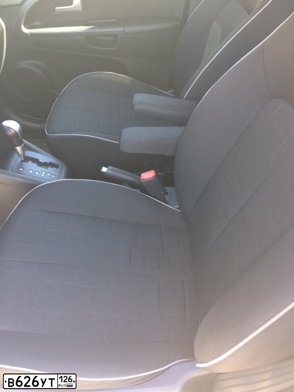 Фото автомобиля KIA VENGA, 2012 — госномер С023НР193. Цвет: синий
