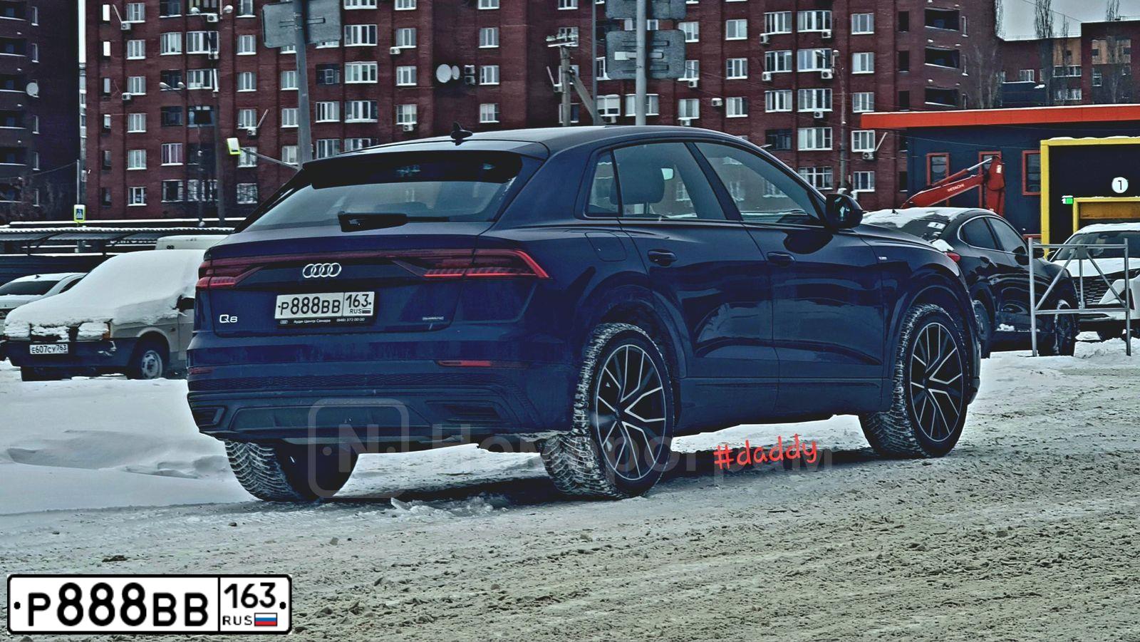 Фото автомобиля AUDI Q7, 2015 — госномер В262СА763. Цвет: СЕРЫЙ
