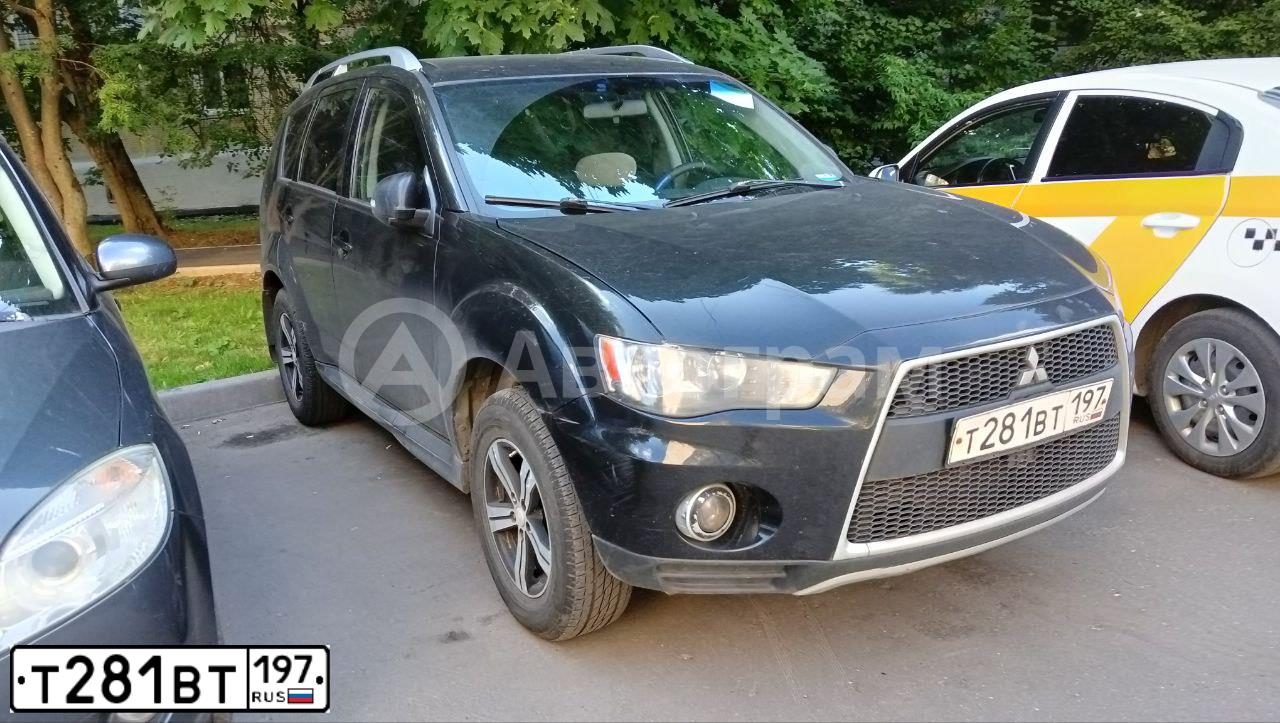 Фото автомобиля MITSUBISHI OUTLANDER, 2010 — госномер Т281ВТ197. Цвет: ЧЕРНЫЙ