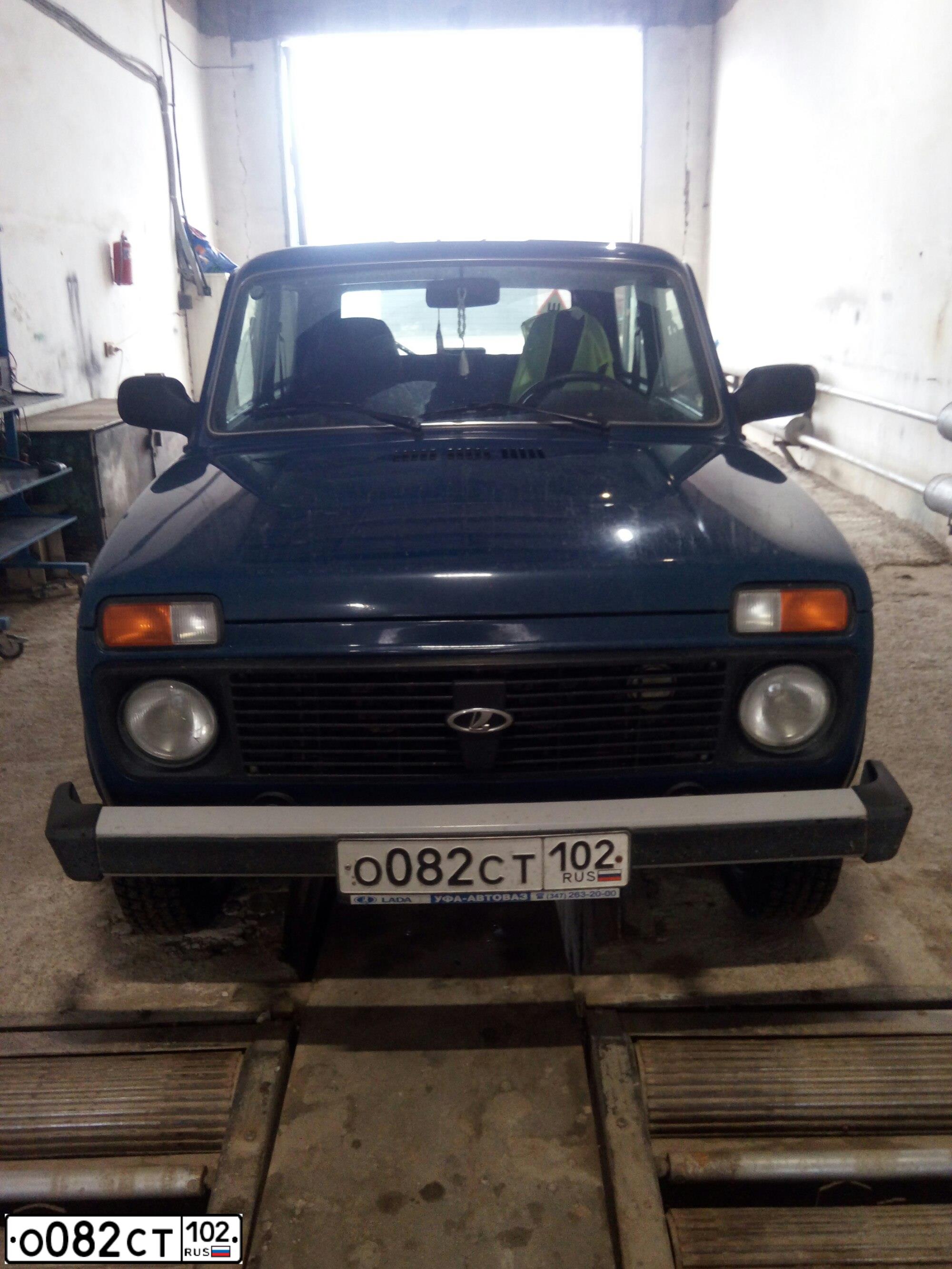 Фото автомобиля LADA 2121 NIVA, 2012 — госномер О082СТ102. Цвет: СИНЕ-ЗЕЛЕНЫЙ