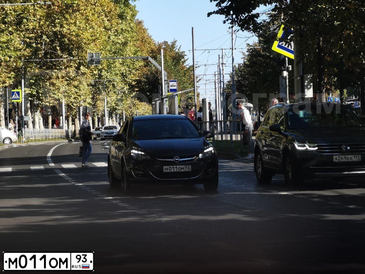 Фото автомобиля MITSUBISHI Lancer X, 2011 — госномер М011ОМ93