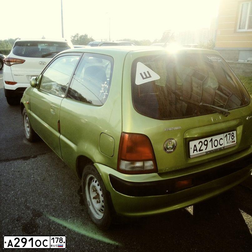 Фото автомобиля HONDA LOGO, 1999 — госномер А291ОС178. Цвет: ЗЕЛЕНЫЙ (САЛАТОВЫЙ)