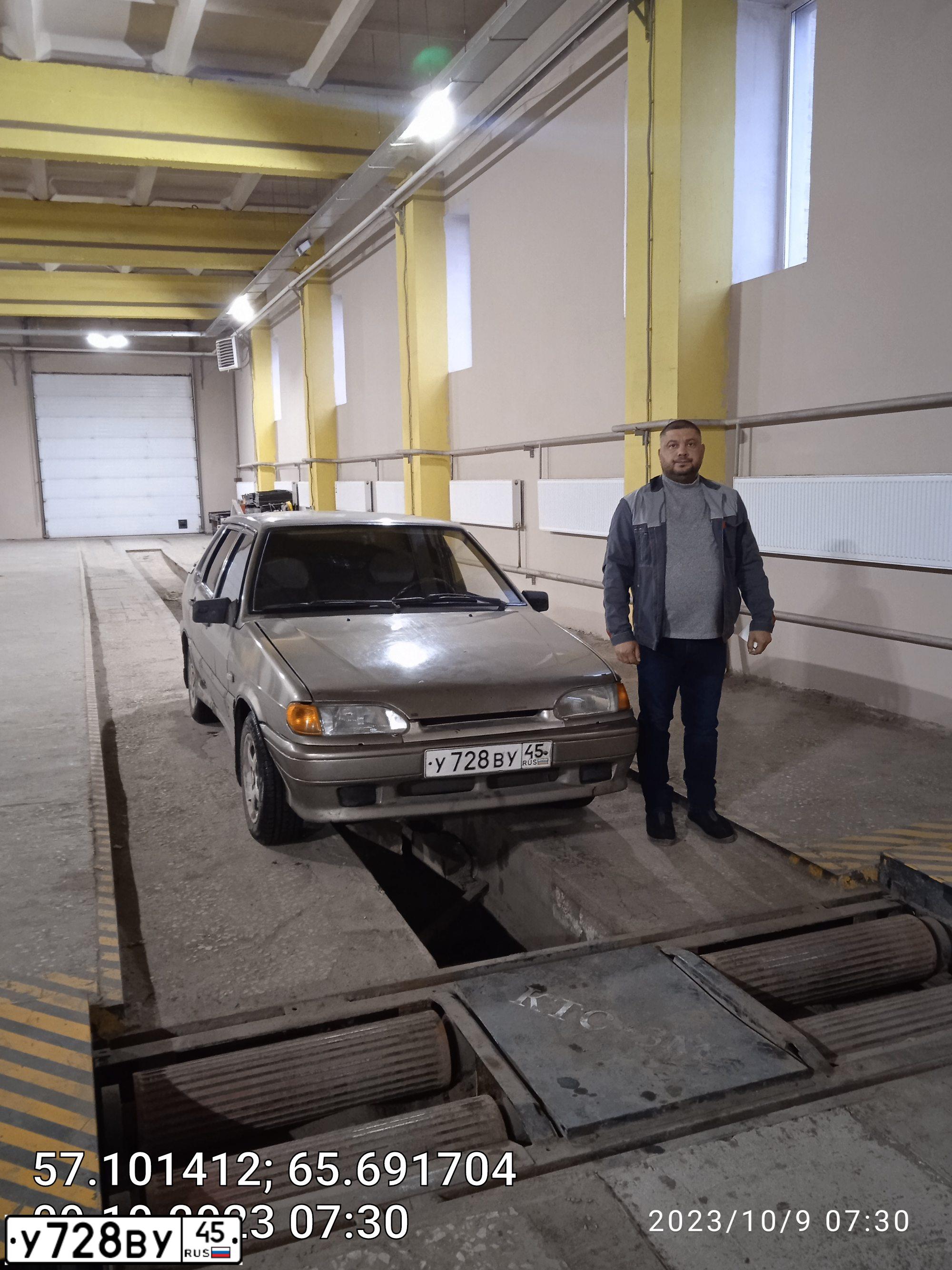 Фото автомобиля LADA 2115 SAMARA, 2001 — госномер Х105ТА72. Цвет: СЕРЕБРИСТЫЙ СЕРО-ЗЕЛЕНЫЙ