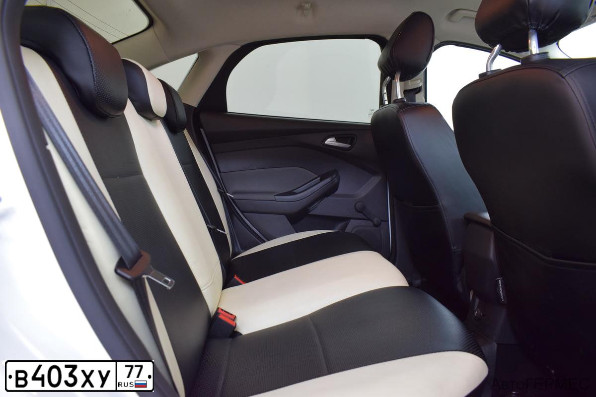 Фото автомобиля FORD FOCUS, 2013 — госномер Т013ОС790. Цвет: Белый