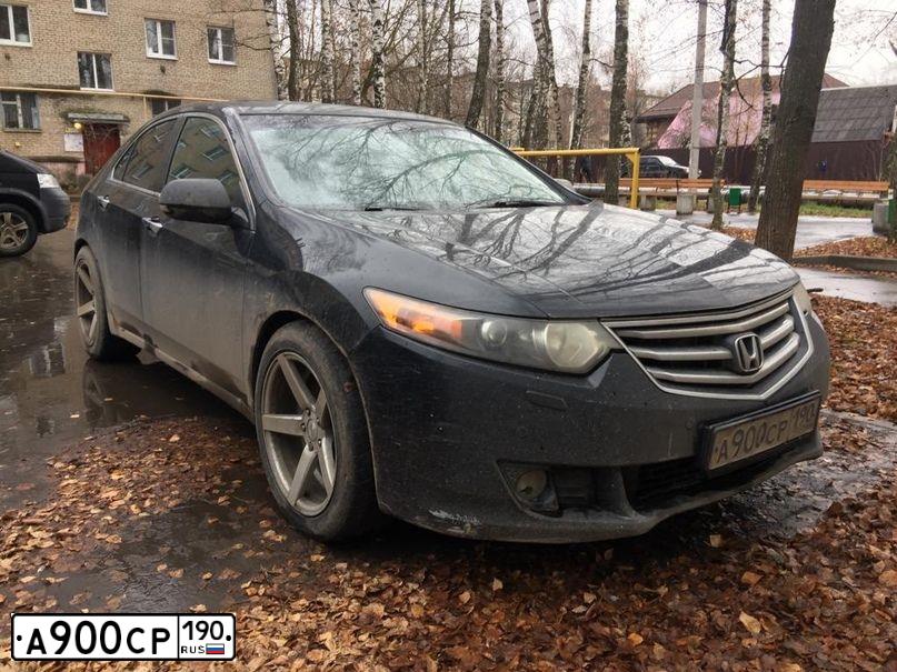 Фото автомобиля HONDA ACCORD, 2008 — госномер А900СР190. Цвет: ЧЕРНЫЙ