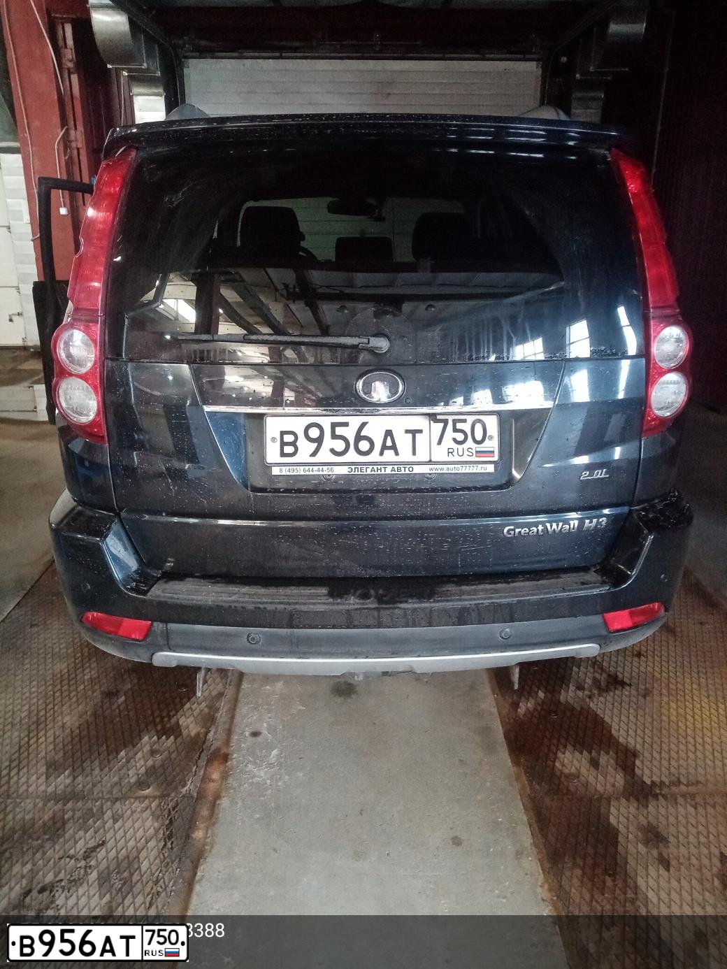 Фото автомобиля GREAT WALL HOVER, 2014 — госномер В011СХ797. Цвет: ЧЕРНЫЙ