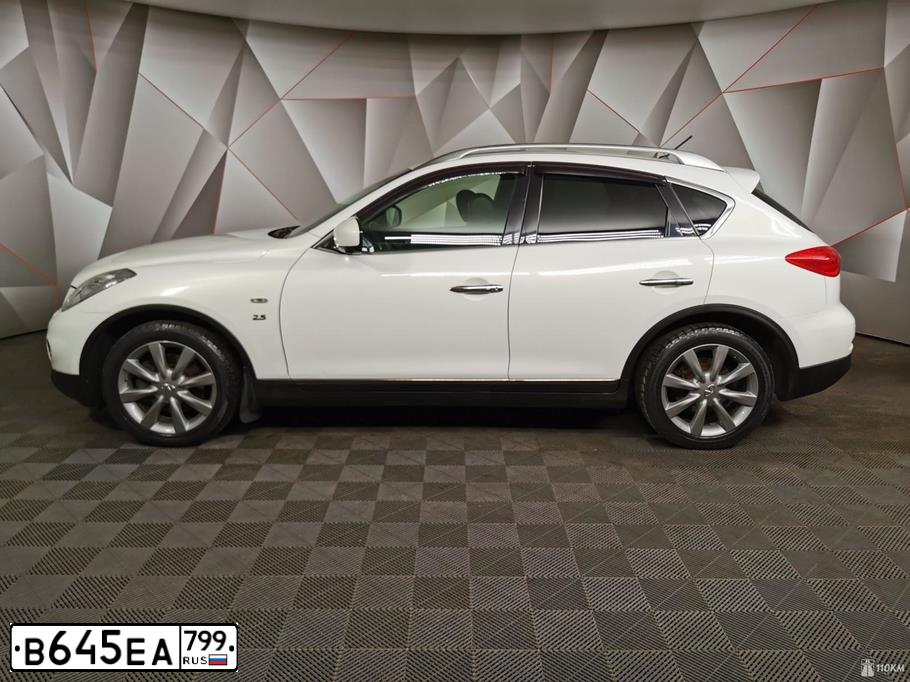 Фото автомобиля INFINITI QX50 /EX/, 2013 — госномер В645ЕА799. Цвет: Белый