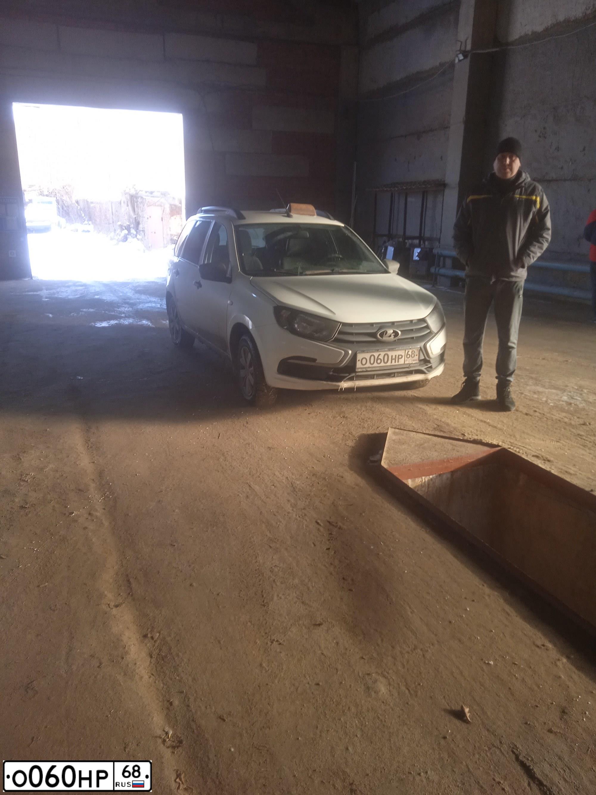 Фото автомобиля LADA 2194 GRANTA, 2020 — госномер О060НР68. Цвет: Белый