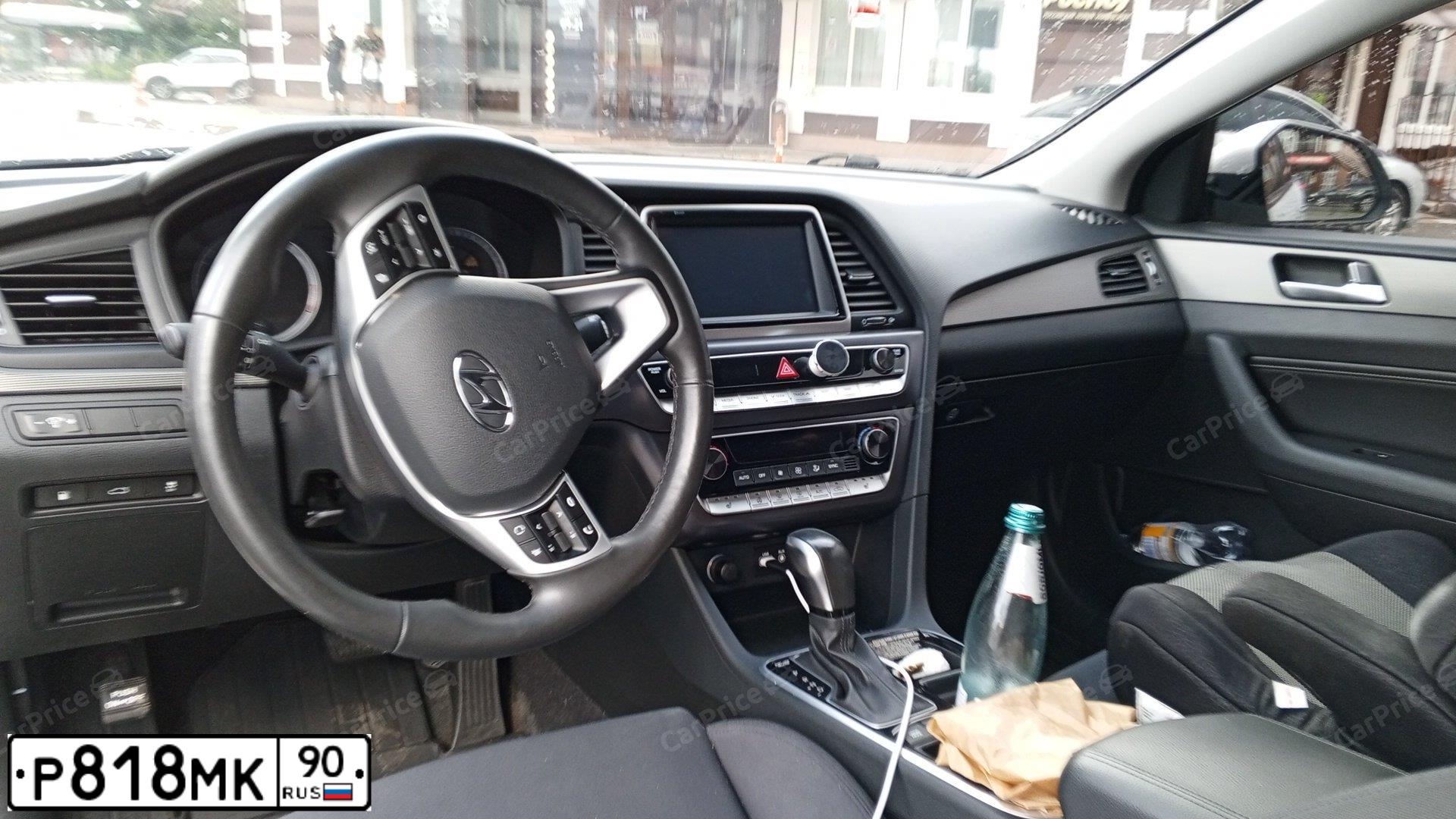 Фото автомобиля HYUNDAI SONATA, 2018 — госномер С753ОТ40. Цвет: Белый