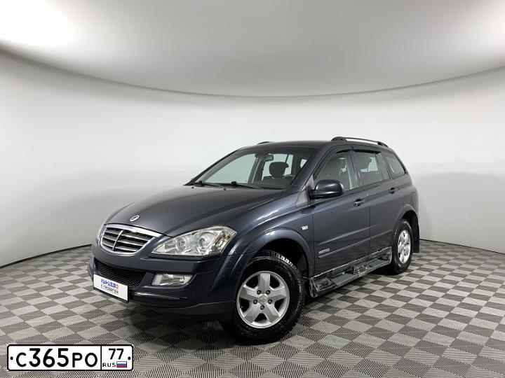 Фото автомобиля SSANGYONG KYRON, 2013 — госномер О643ЕХ797. Цвет: ТЕМНО СЕРЫЙ