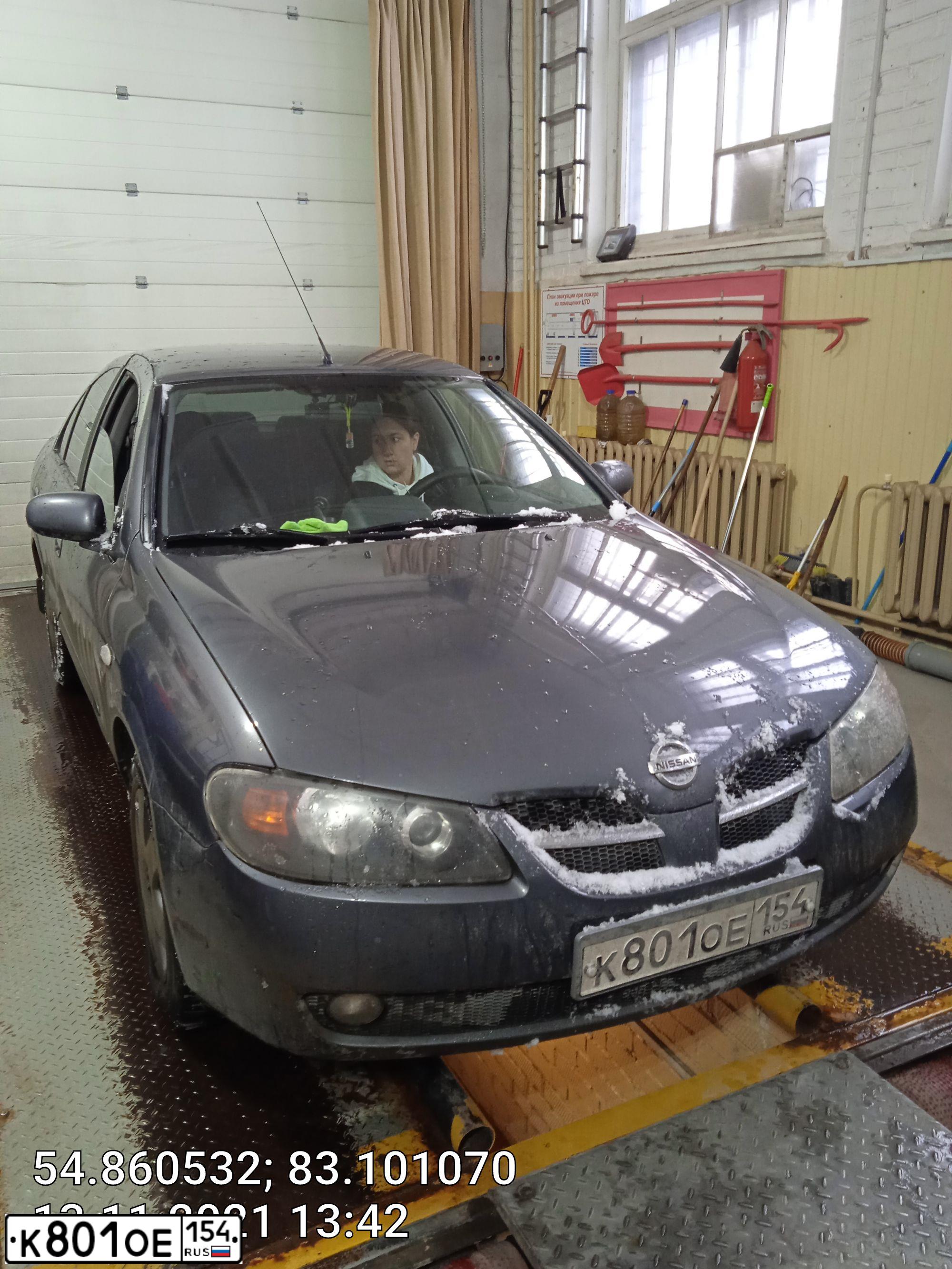 Фото автомобиля NISSAN ALMERA, 2006 — госномер К801ОЕ154. Цвет: СЕРЫЙ