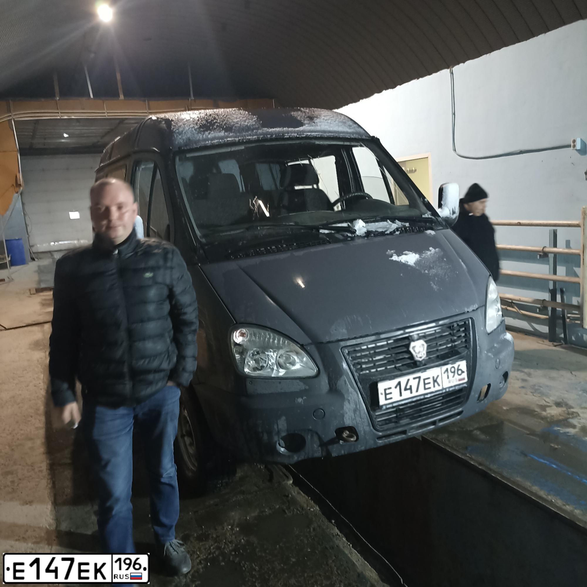 Фото автомобиля GAZ 2752, 2015 — госномер Н838АК13. Цвет: СЕРЫЙ
