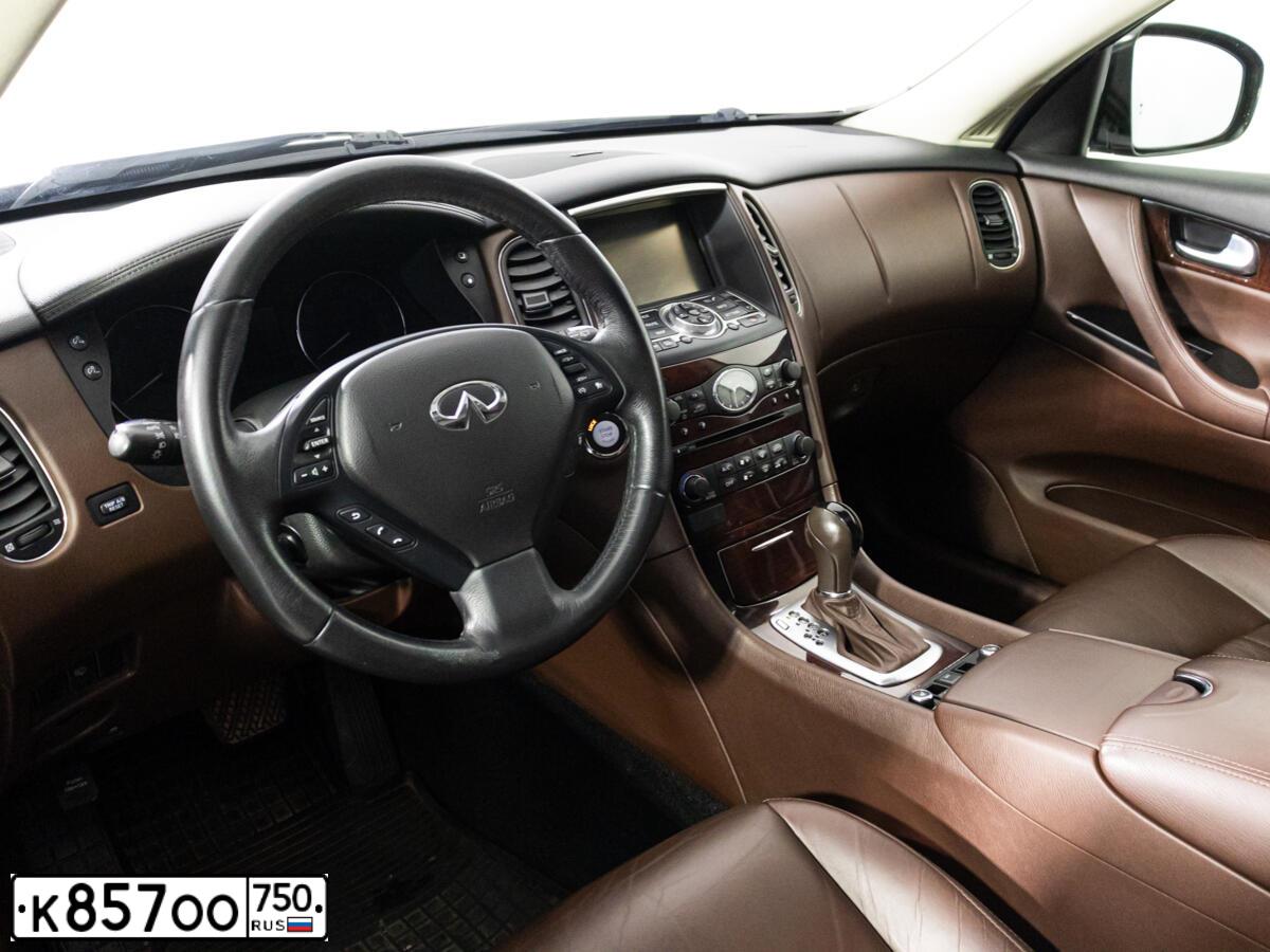 Фото автомобиля INFINITI QX50 /EX/, 2014 — госномер А700АР750. Цвет: ЧЕРНЫЙ