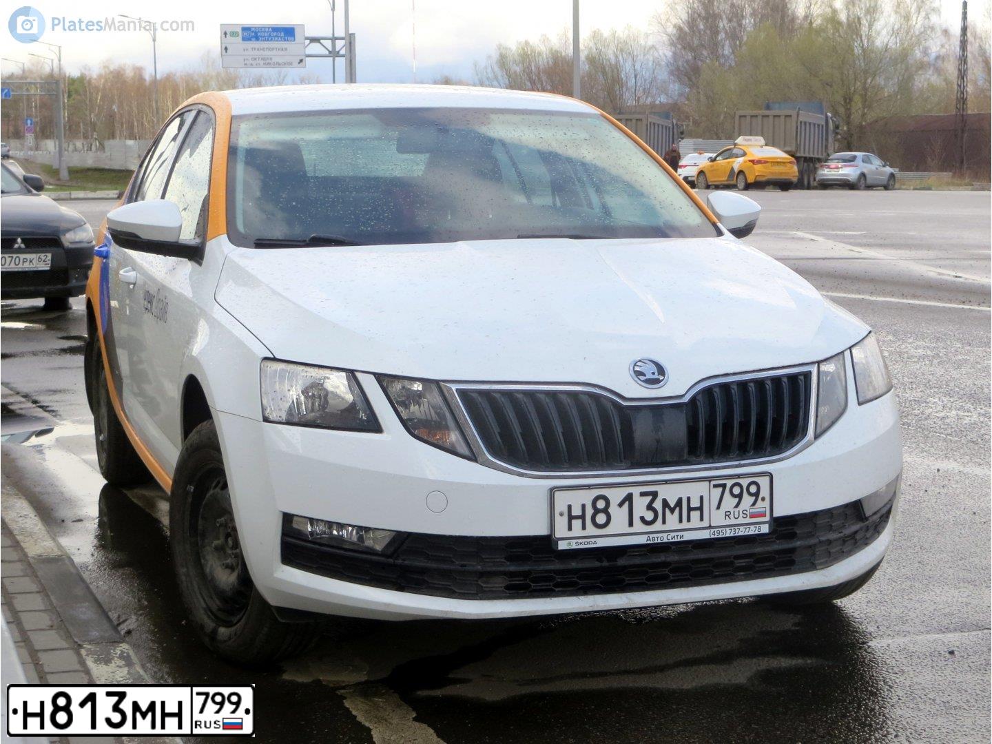 Фото автомобиля SKODA OCTAVIA, 2018 — госномер К705ОМ193. Цвет: Белый
