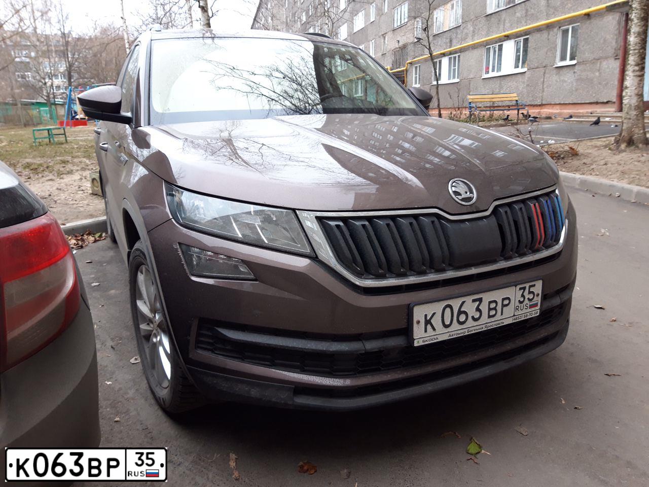Фото автомобиля SKODA KODIAQ, 2018 — госномер О765ОУ29. Цвет: Коричневый