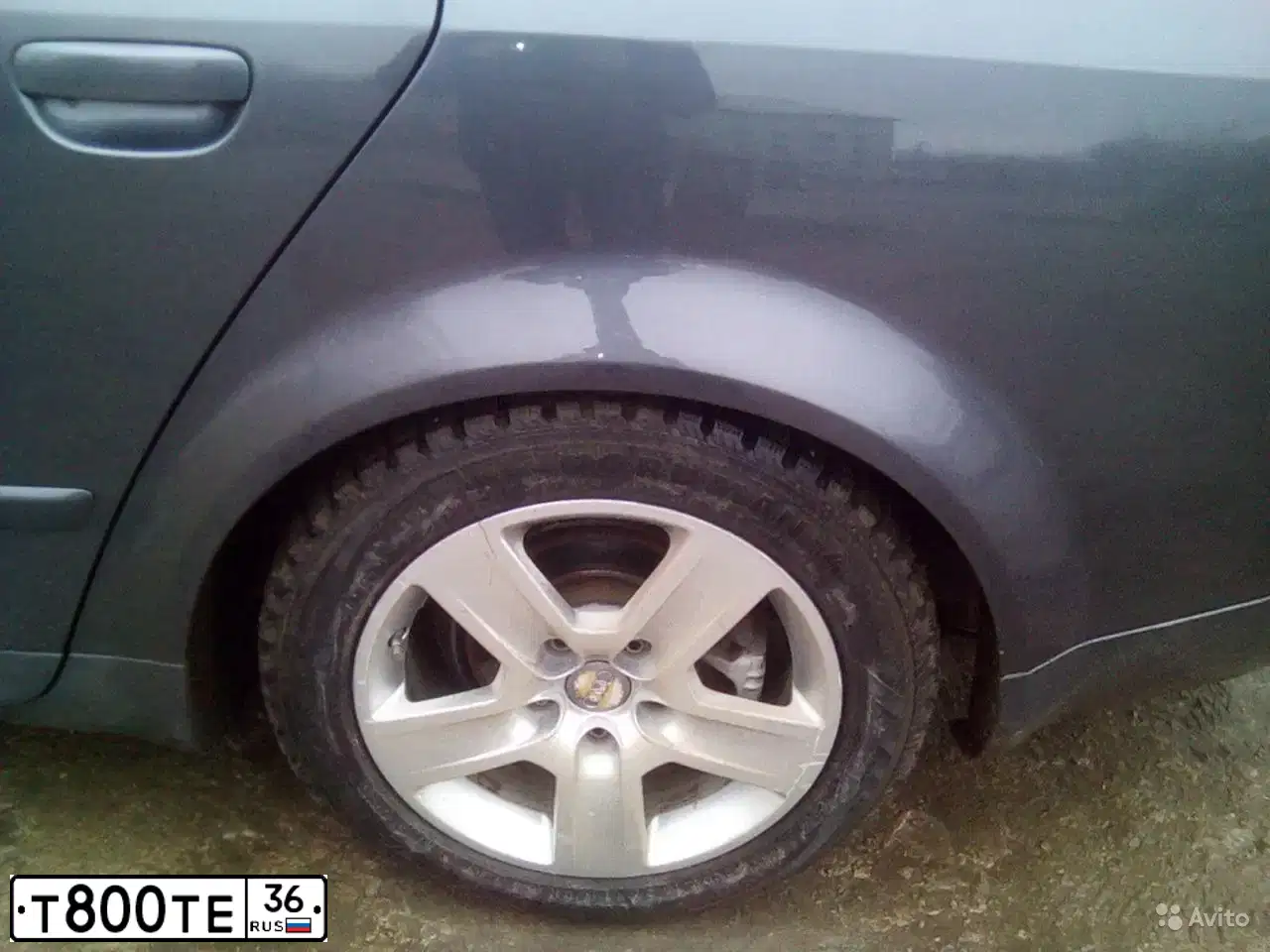 Фото автомобиля АУДИ A4, 2001 — госномер М556ВТ550. Цвет: СЕРЫЙ