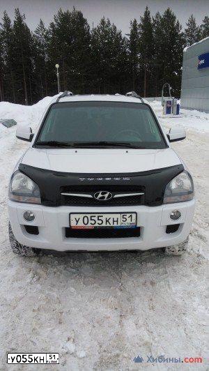 Фото автомобиля HYUNDAI TUCSON, 2008 — госномер У055КН51. Цвет: Белый