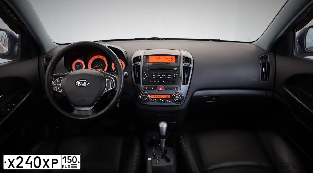 Фото автомобиля KIA CEE'D, 2009 — госномер М768СМ790. Цвет: синий