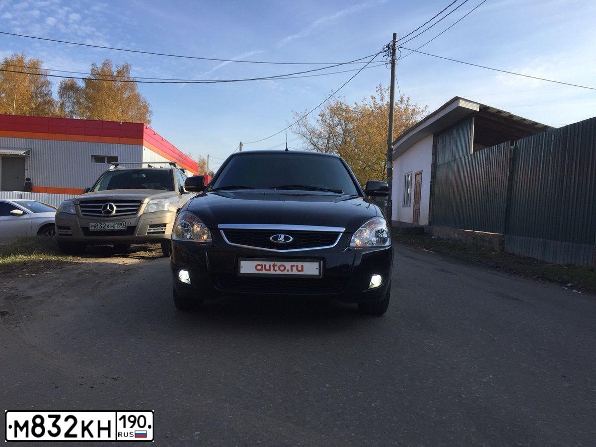 Фото автомобиля МЕРСЕДЕС-БЕНЦ GLК3004МАТIС, 2010 — госномер М832КН190. Цвет: БЕЖЕВЫЙ