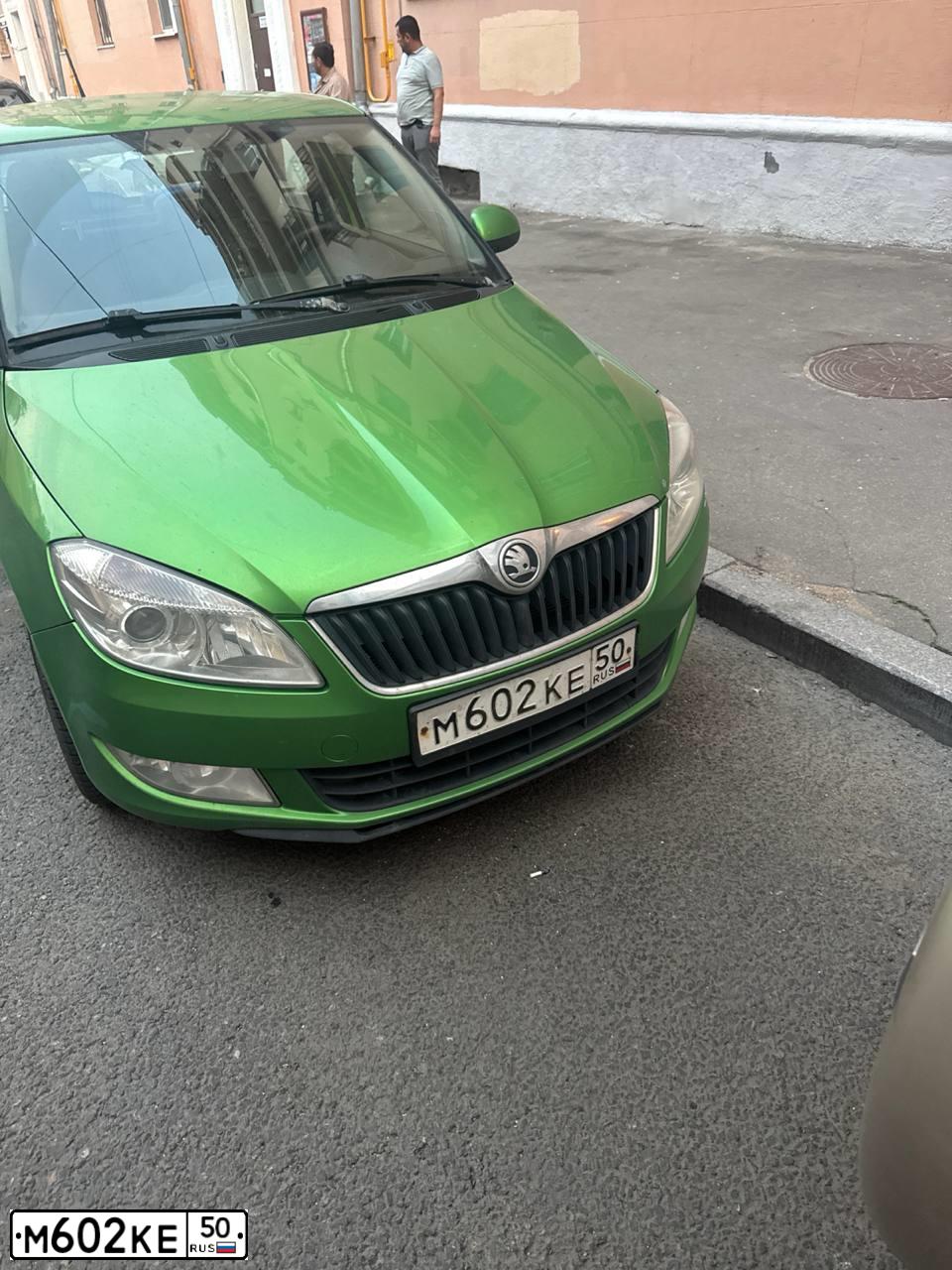 Фото автомобиля VAZ ВАЗ 21053, 1991 — госномер М602КЕ50. Цвет: БЕЛЫЙ