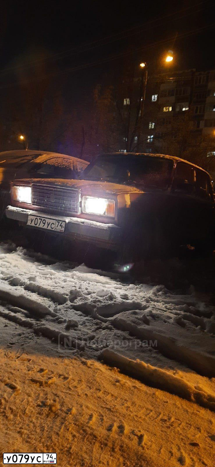 Фото автомобиля LADA 2107, 2006 — госномер У079УС74. Цвет: ТЕМНО-ВИШНЕВЫЙ
