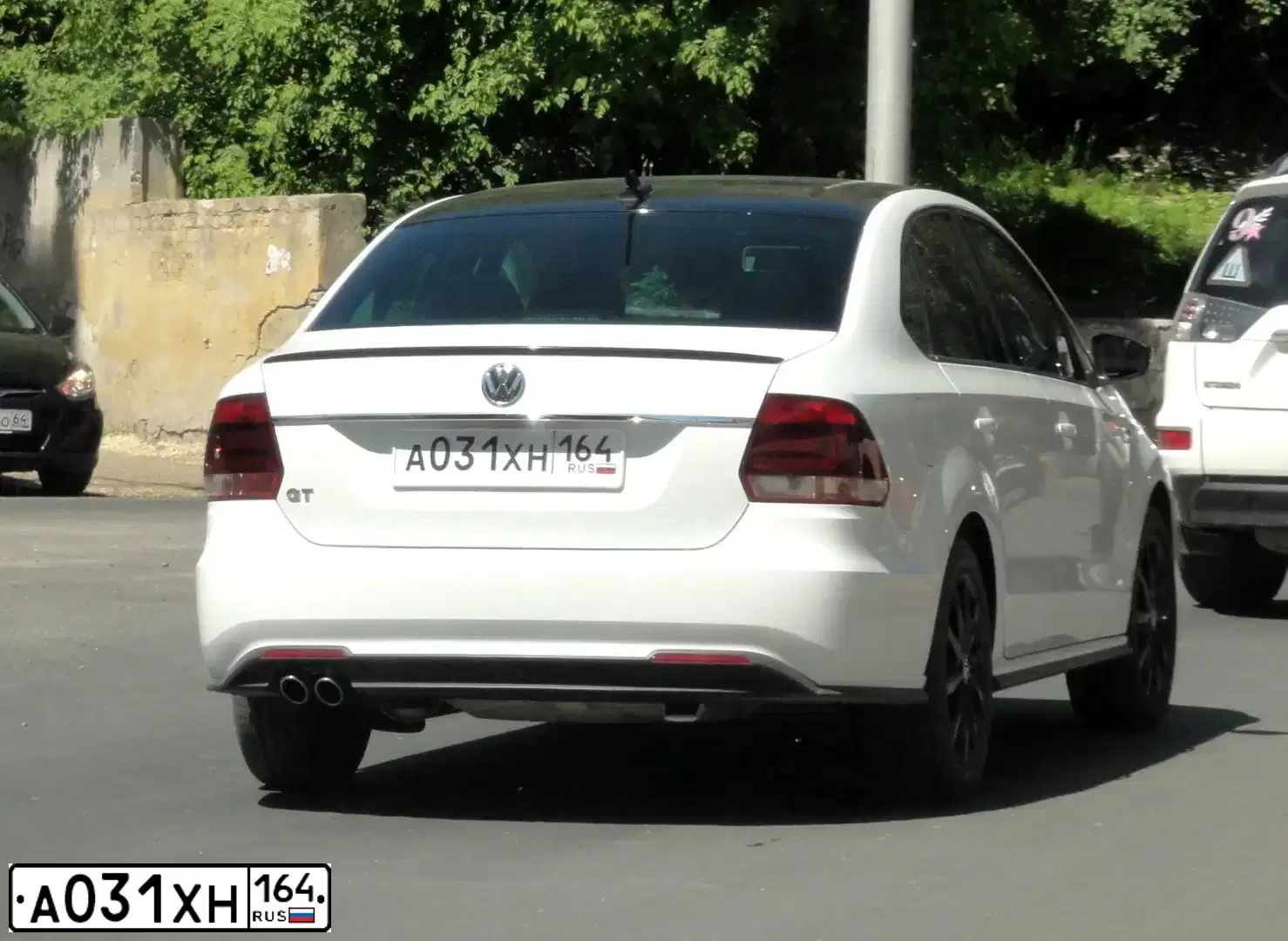 Фото автомобиля VOLKSWAGEN POLO, 2018 — госномер А031ХН164. Цвет: БЕЛЫЙ