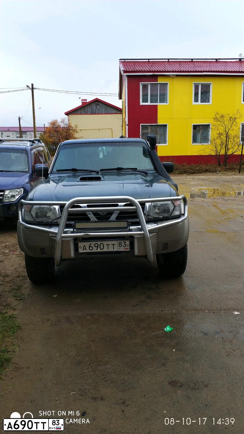 Фото автомобиля NISSAN PATROL, 2000 — госномер А690ТТ83. Цвет: ЗЕЛЕНЫЙ
