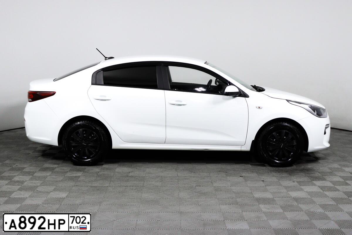 Фото автомобиля KIA RIO, 2020 — госномер М547НМ136