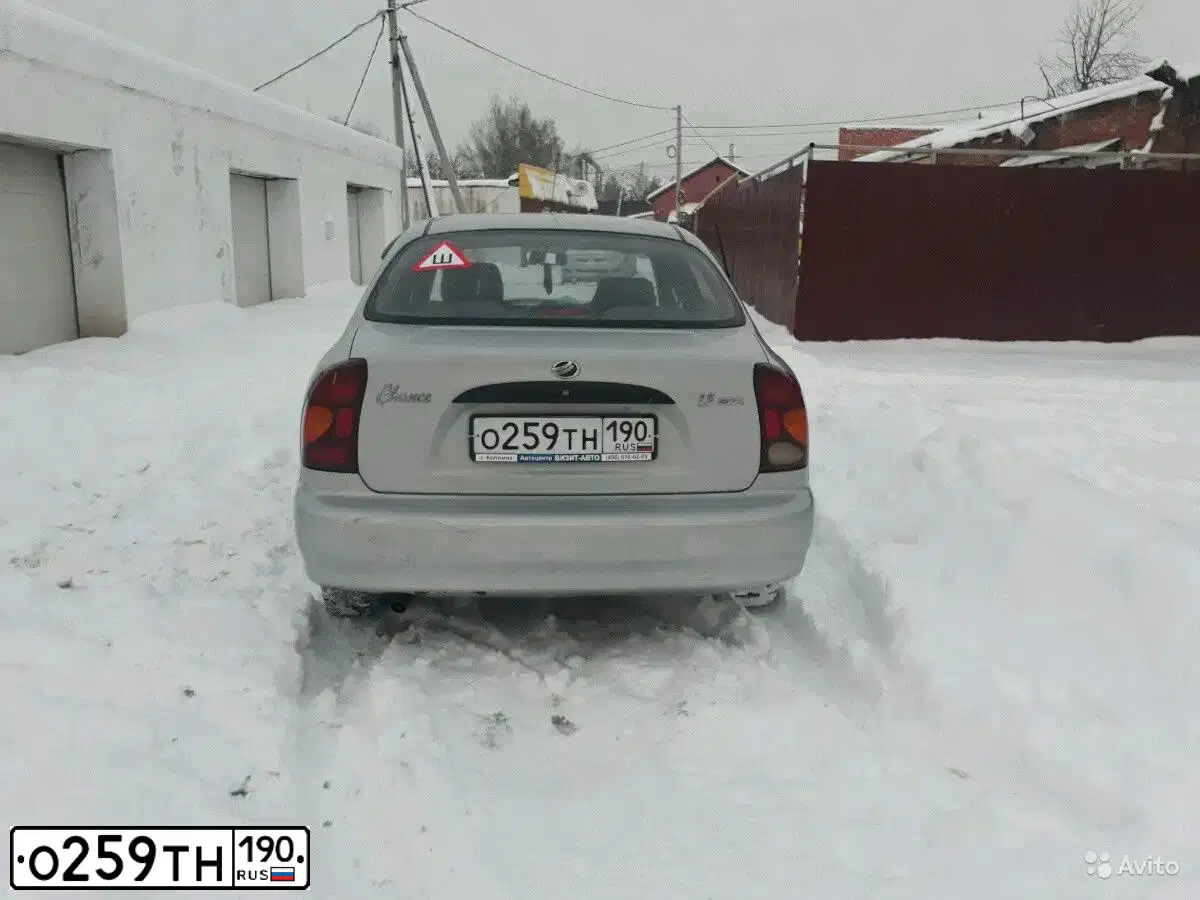 Фото автомобиля ZAZ CHANCE, 2011 — госномер М876СА134. Цвет: Серебристый