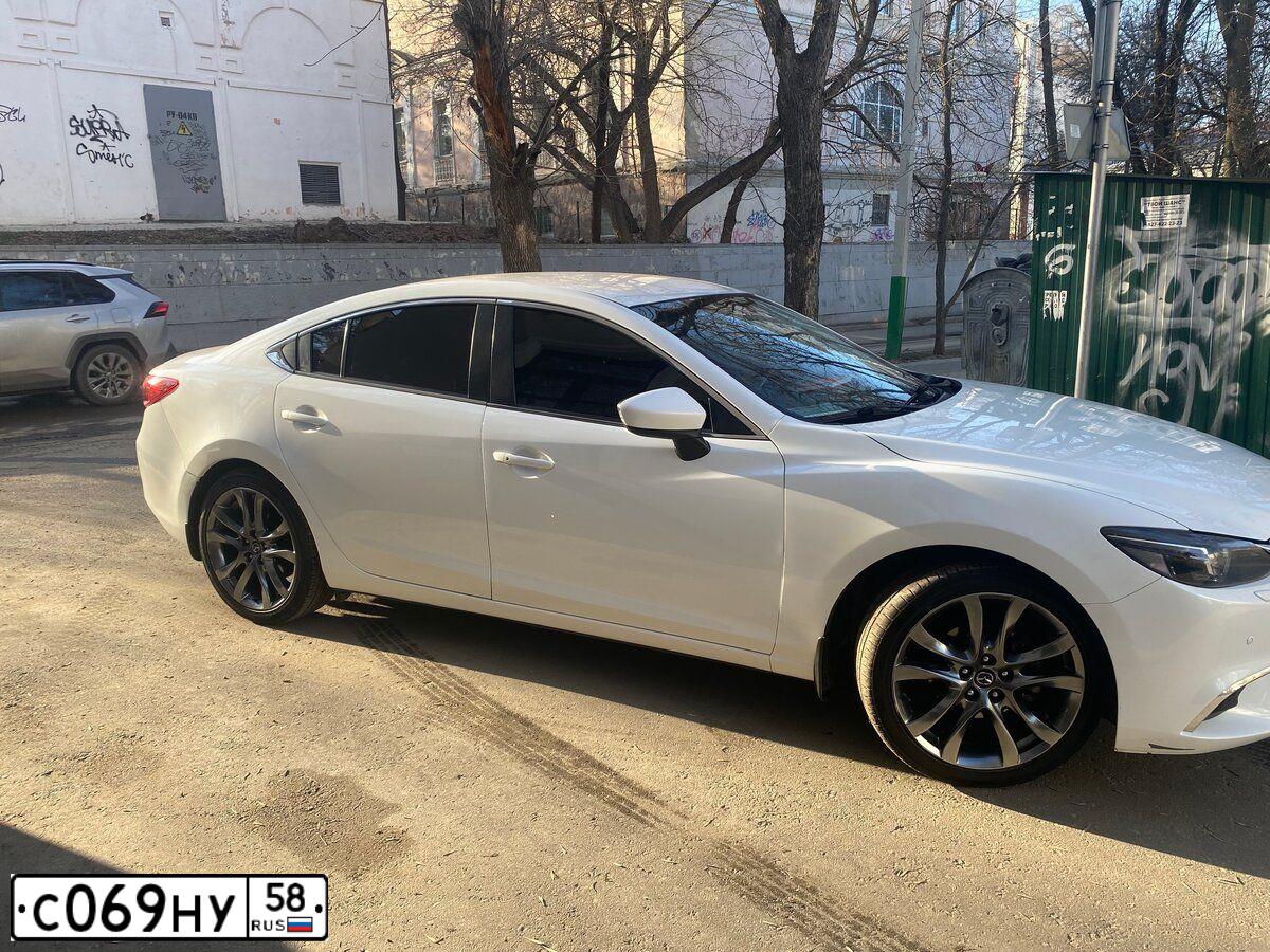 Фото автомобиля MAZDA 6, 2015 — госномер Р888УО58. Цвет: БЕЛЫЙ ПЕРЛАМУТР