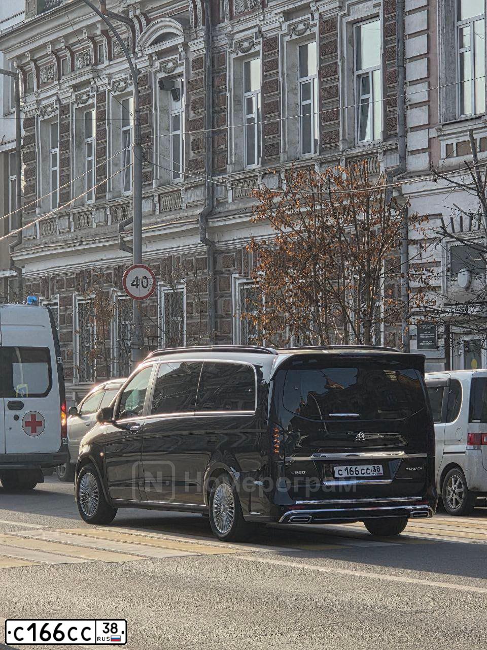 Фото автомобиля BMW X3, 2012 — госномер Р298НМ138