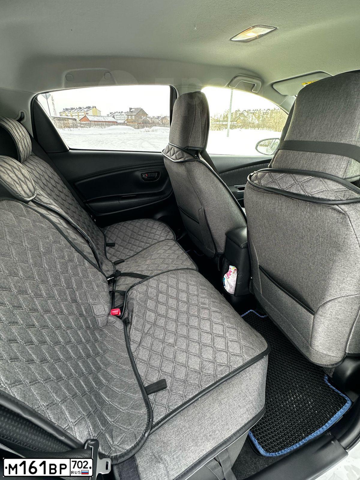 Фото автомобиля TOYOTA VITZ TOYOTA VITZ, 2018 — госномер М161ВР702. Цвет: Серый