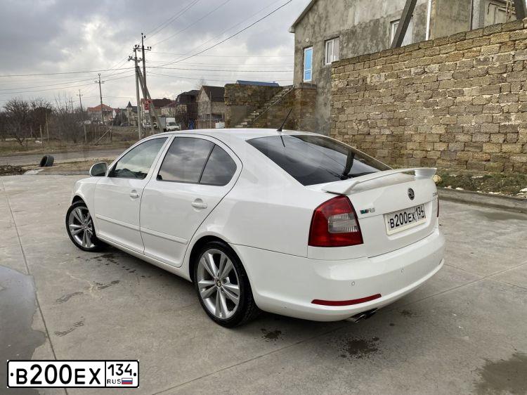 Фото автомобиля SKODA OCTAVIA, 2012 — госномер А746ОА193. Цвет: Белый