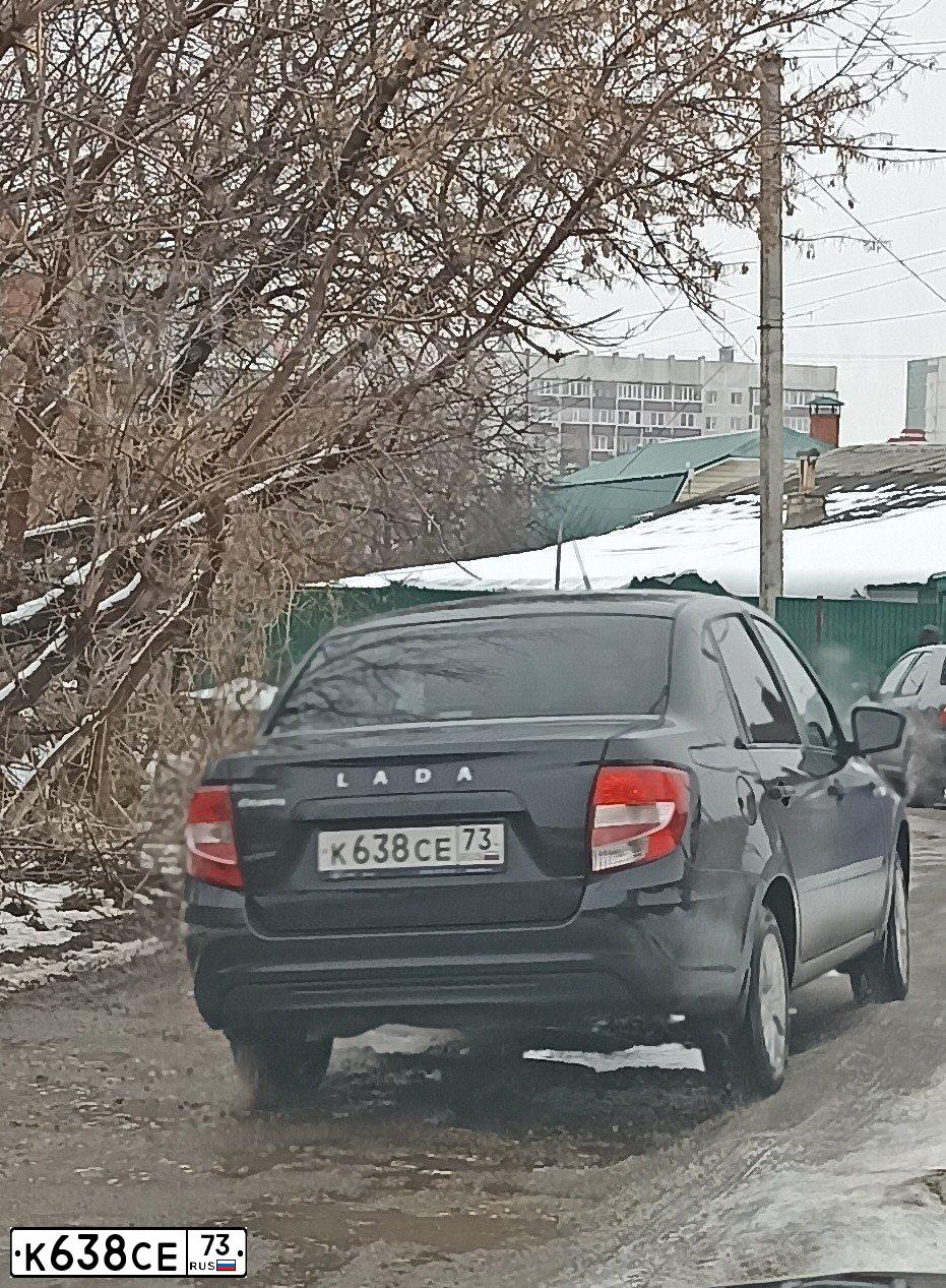 Фото автомобиля LADA 2190 GRANTA, 2019 — госномер К638СЕ73. Цвет: ЧЕРНЫЙ