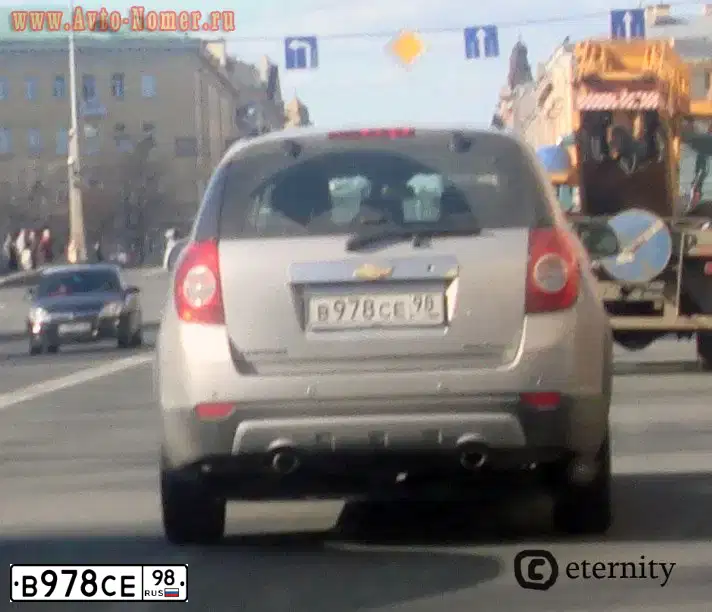 Фото автомобиля CHEVROLET CAPTIVA, 2008 — госномер О711МР47. Цвет: СЕРЕБРИСТЫЙ